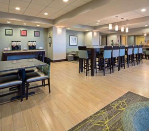 Hampton Inn Suites Fresno 