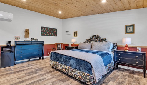 Off-Site Room- Strawberry Patch