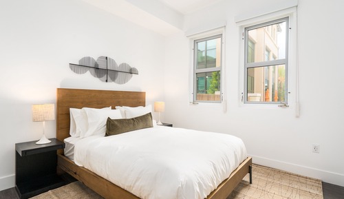 Premium Two Bedroom Apartment with Balcony (Self Check-in with Virtual Front Desk)