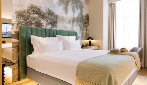 Superior Room (Plus)