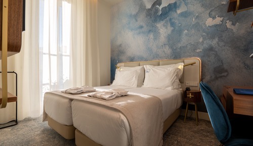 Junior Double or Twin Room, City View