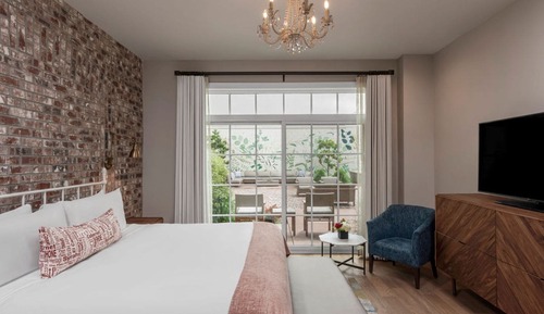 Room, 1 King Bed, Mobility Accessible