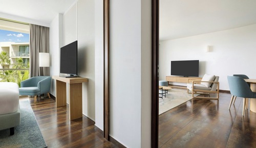 Suite, 1 Bedroom, Balcony