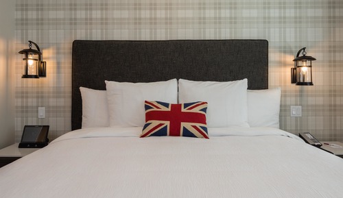 Standard Room, 1 King Bed, Accessible, Non Smoking
