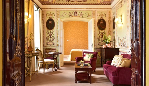 Suite (Special)