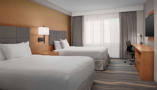 Suite, 2 Queen Beds, Accessible, Non Smoking