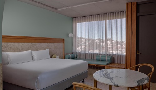 Room, 1 King Bed or 2 Twin, Urban Room