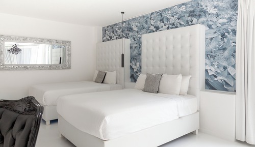 Junior Suite with Private Pool
