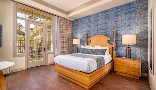 Standard Room, 1 Queen Bed, Accessible, Bathtub