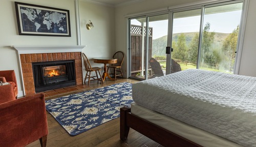 Room, 1 Queen Bed, Balcony