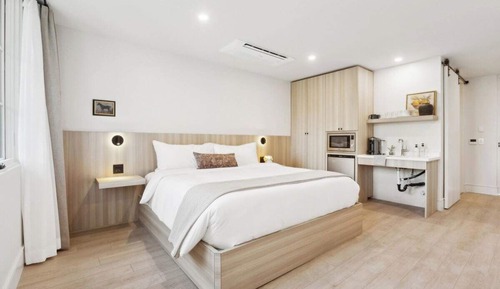 Executive Apartment, 1 King Bed, Kitchenette