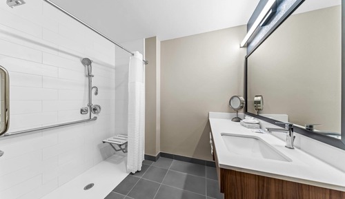 Room, 2 Queen Beds, Accessible (Wheelchair Accessible, Full Kitchen)