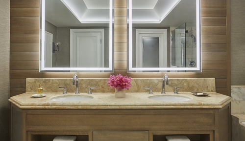 Ocean Front Prime One Bedroom Suite