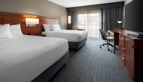 Room, 2 Queen Beds (Hearing Accessible)