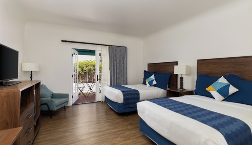 Standard Room, 2 Double Beds, Accessible, Patio