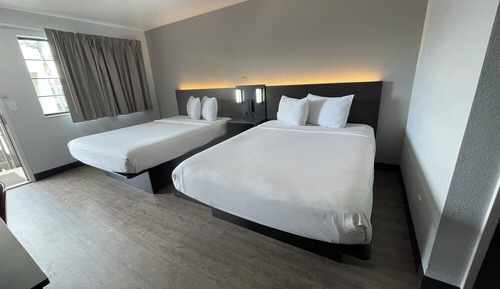 Deluxe Room, 2 Queen Beds, Accessible Bathtub, Refrigerator & Microwave