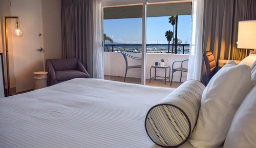 Room, 1 King Bed, Balcony, Ocean View (Harborside)