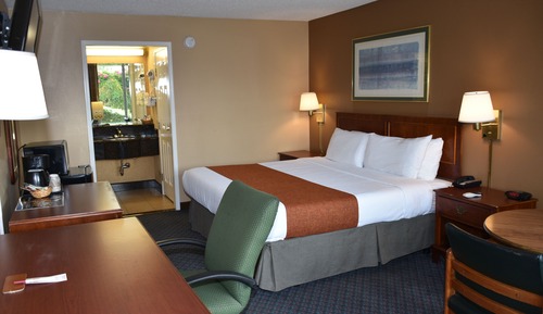 Deluxe Room, 1 King Bed, Smoking