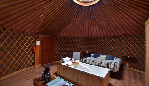 Classic Tent, Bathtub