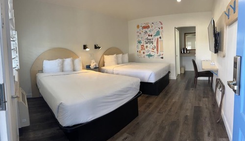 Standard Room, 2 Double Beds, Non Smoking