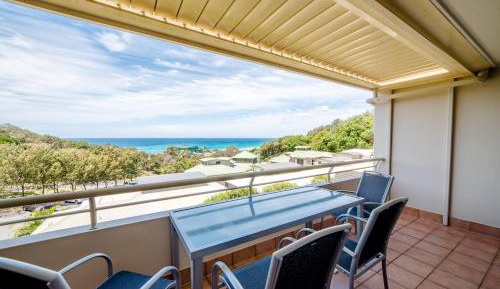 One-Bedroom Apartment with Sea View