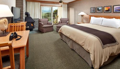 Premium King Room with Fireplace