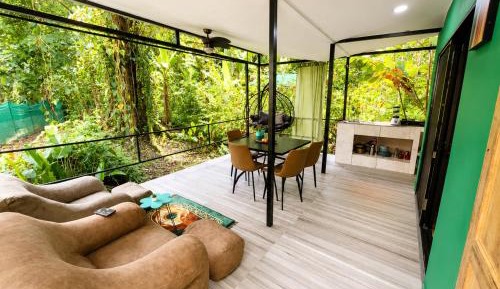 Villa with Garden View
