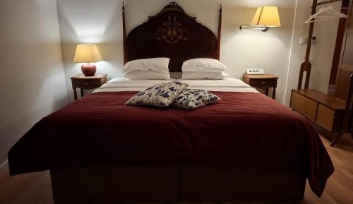 Twin Room with Private Bathroom