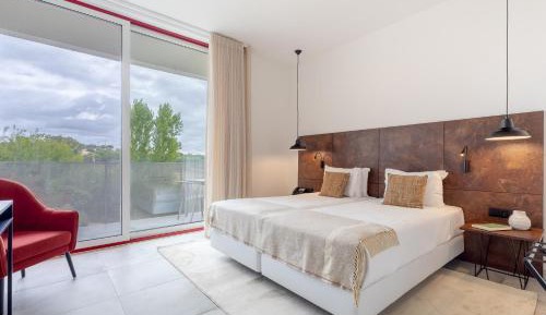 Deluxe Double or Twin Room