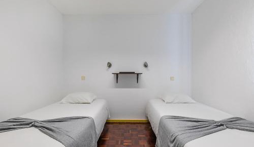 Twin Room with Private Bathroom
