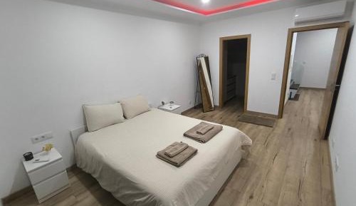 Double or Twin Room with Balcony