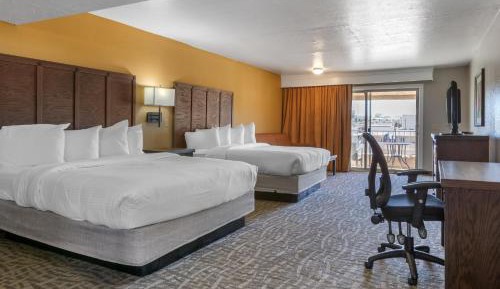 Queen Room with Two Queen Beds - Non-Smoking