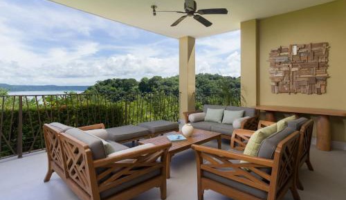 Villa with Sea View