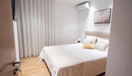 Two-Bedroom Deluxe Apartment