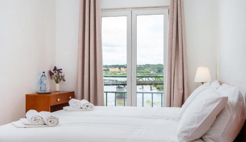 Twin Deluxe Room with River View