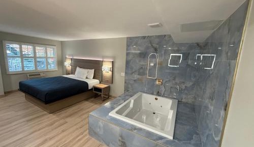 Double Room with Spa Bath