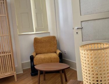 Deluxe Double Room (2 Adults + 1 Child)