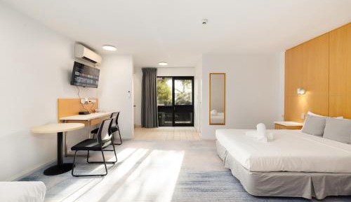 Triple Room with Balcony