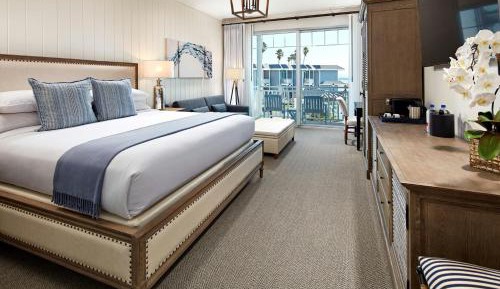Guest room, 1 King, Sofa bed, Ocean view