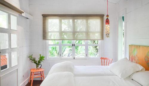 One Bedroom Bungalow