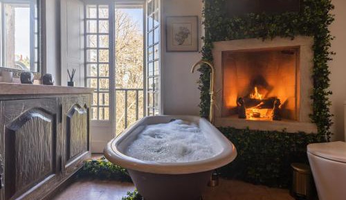 Deluxe Family Suite