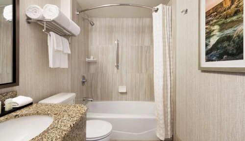 Executive King Suite - Non-Smoking