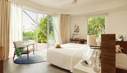 Beach Villa (One Bedroom with Private Pool)
