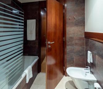 Premium Suite