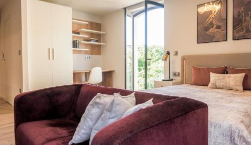 Apartamento Superior com Varanda