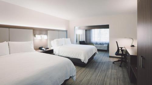 Standard Room with Two Queen Beds