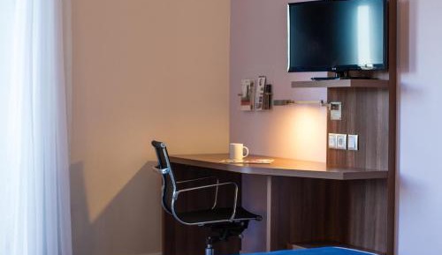 Standard Double Room with Free Breakfast