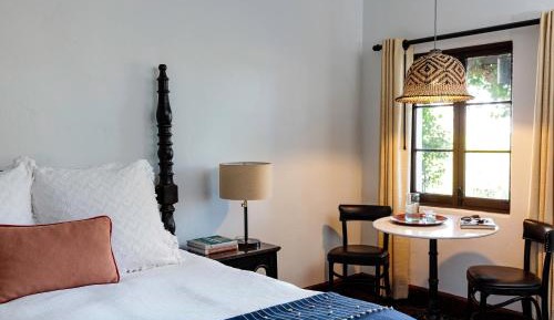 Standard Queen Room