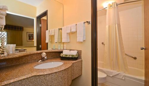 King Room with Balcony - Non-Smoking/2nd Floor 