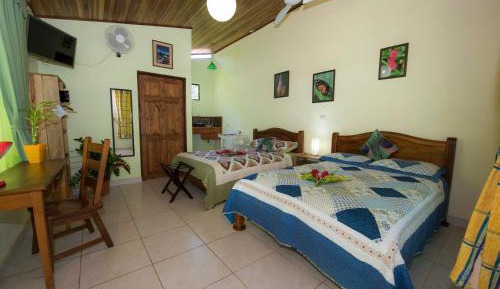 Quadruple Room with Private Bathroom - Fully Equipped